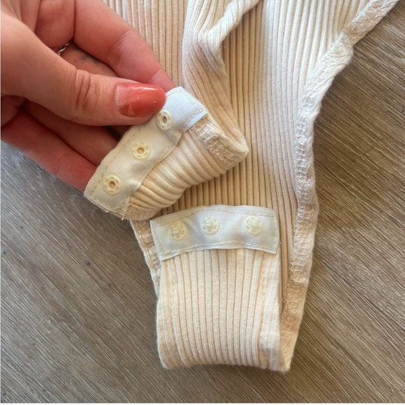 Princess Polly cream ribbed bodysuit with underwire - Picture 3 of 4